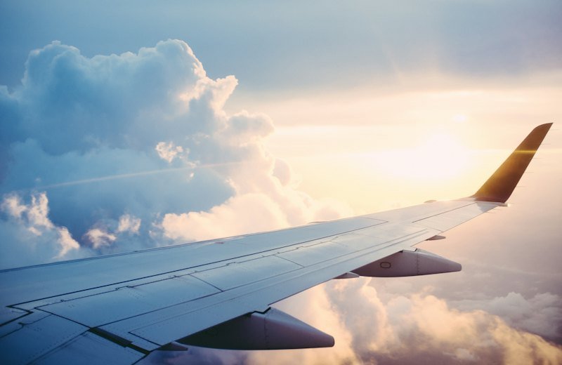 Aeroplane wing above the clouds